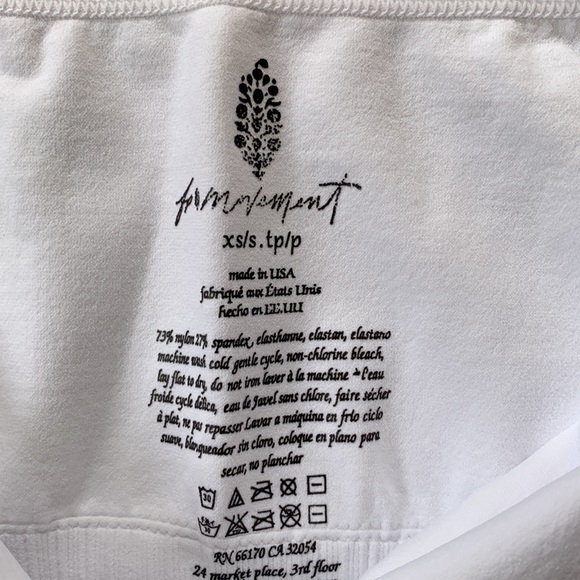 NWOT! FP Free People Movement Good Karma Crop Tank Sz XS/S - Picture 8 of 9